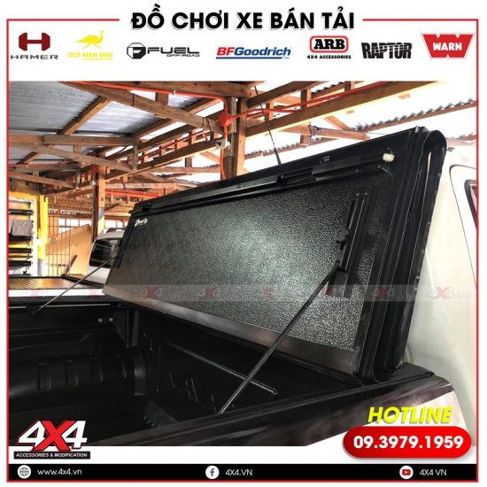 Nắp thùng 3 tấm dễ sử dụng, giá rẻ tiện lợi và trang trí đẹp cho xe bán tải Nissan Navara